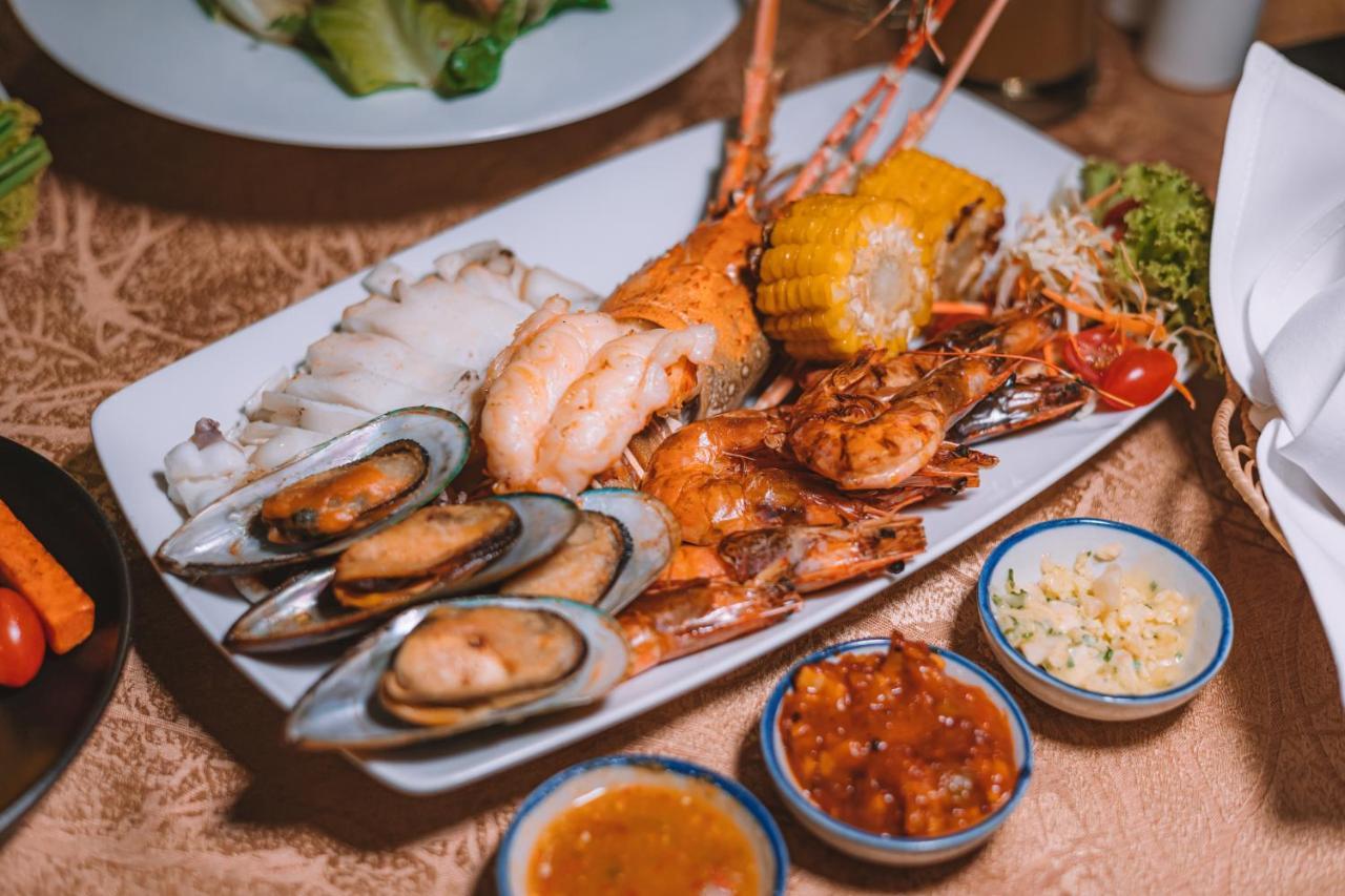 Khaolak Bhandari & 4* Khao Lak